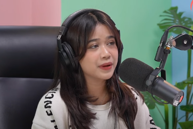 Penyanyi Brisia Jodie saat jadi bintang tamu di podcast Gritte Buka Praktek.