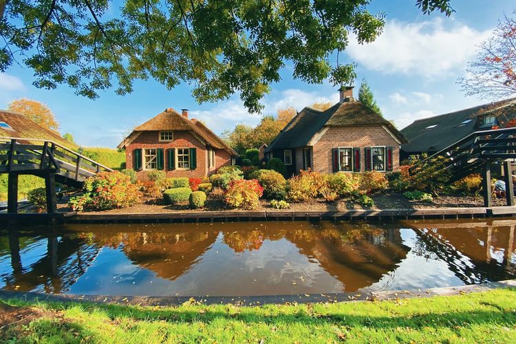 Giethoorn, desa di Belanda yang tak punya jalan raya