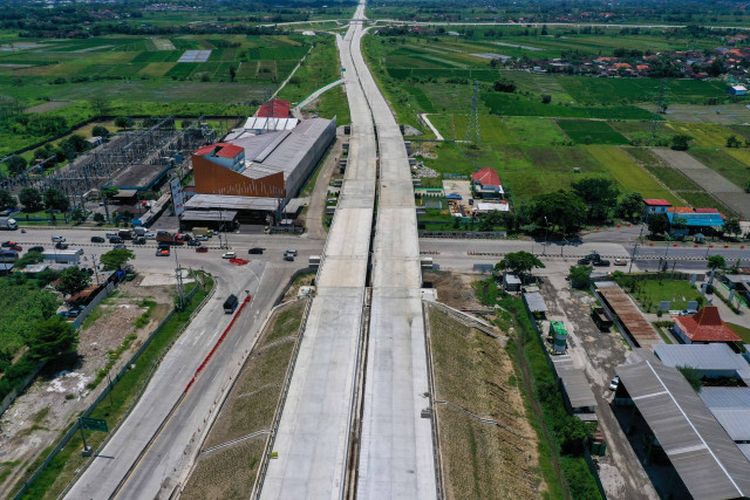 Sebagian ruas Jalan Tol Solo-Yogyakarta-NYIA Kulonprogo akan kembali difungsionalkan untuk mendukung kelancaran arus mudik Lebaran tahun 2024.