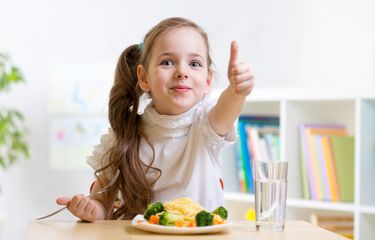 Bunda, Seperti Ini Cara Menjaga Kesehatan Anak Usia Dini