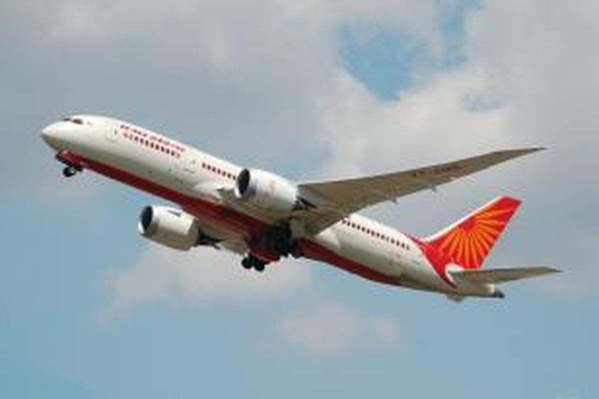 Sebuah Boeing 787 Dreamliner milik maskapai penerbangan Air India.