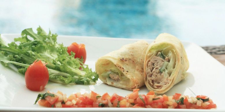 Tuna Wrapped with Tomato Salsa.