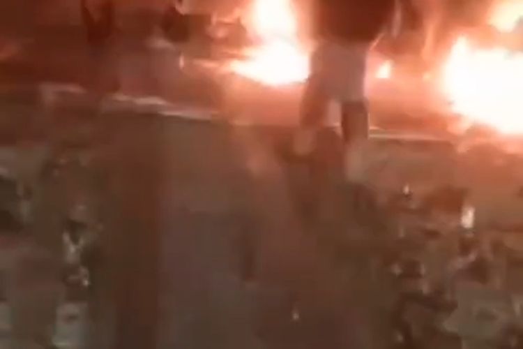 Konvoi Pesilat Berujung Bentrok dengan Warga di Grobogan, Motor Hangus Dibakar
