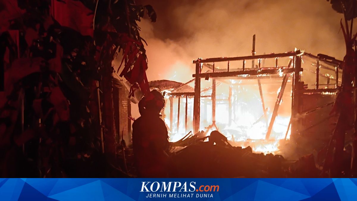 3 Rumah di Bojonegoro Ludes Terbakar, Kerugian Ditaksir Rp 170 Juta