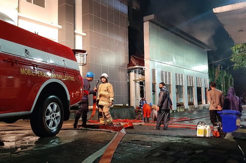 Kebakaran RSUP Kariadi Semarang, 31 Pasien Dievakuasi ke Gedung Garuda