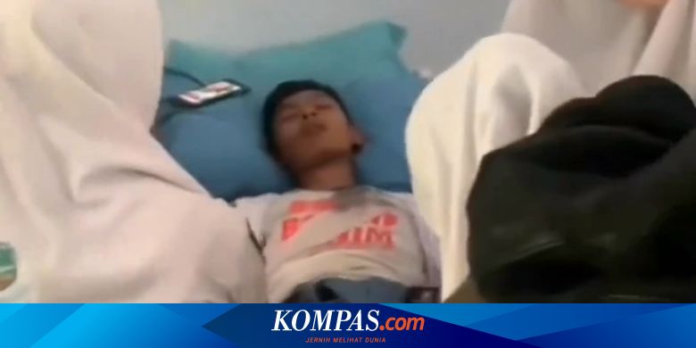 Xnxx Guru Tube Video - Viral, Video 2 Siswa SMA di Jombang Dilarikan ke RS Diduga karena Hukuman  Fisik, Pihak Sekolah Membantah