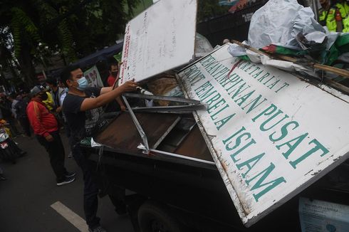 Indonesian National Police Outlaws FPI Symbols and Content