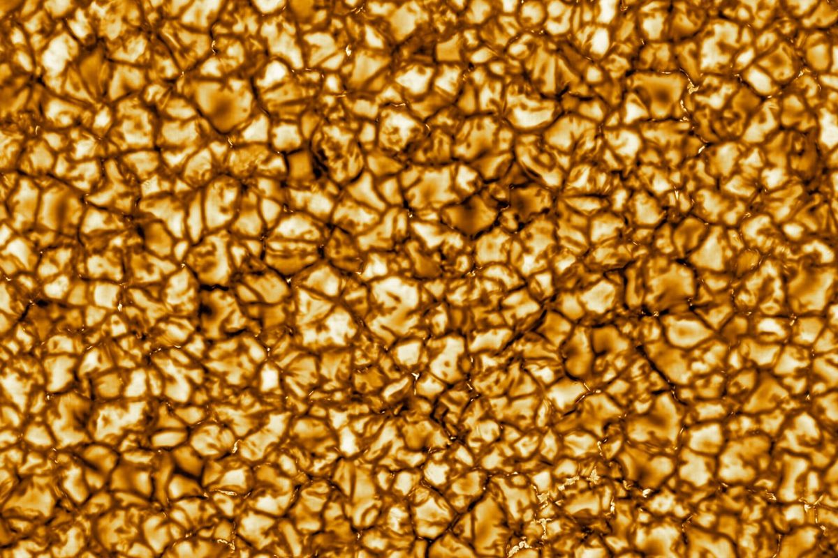 Gambar permukaan matahari
