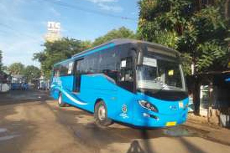 Waktu Tempuh Hanya 1 Jam Transjakarta Depok Bnn Cawang