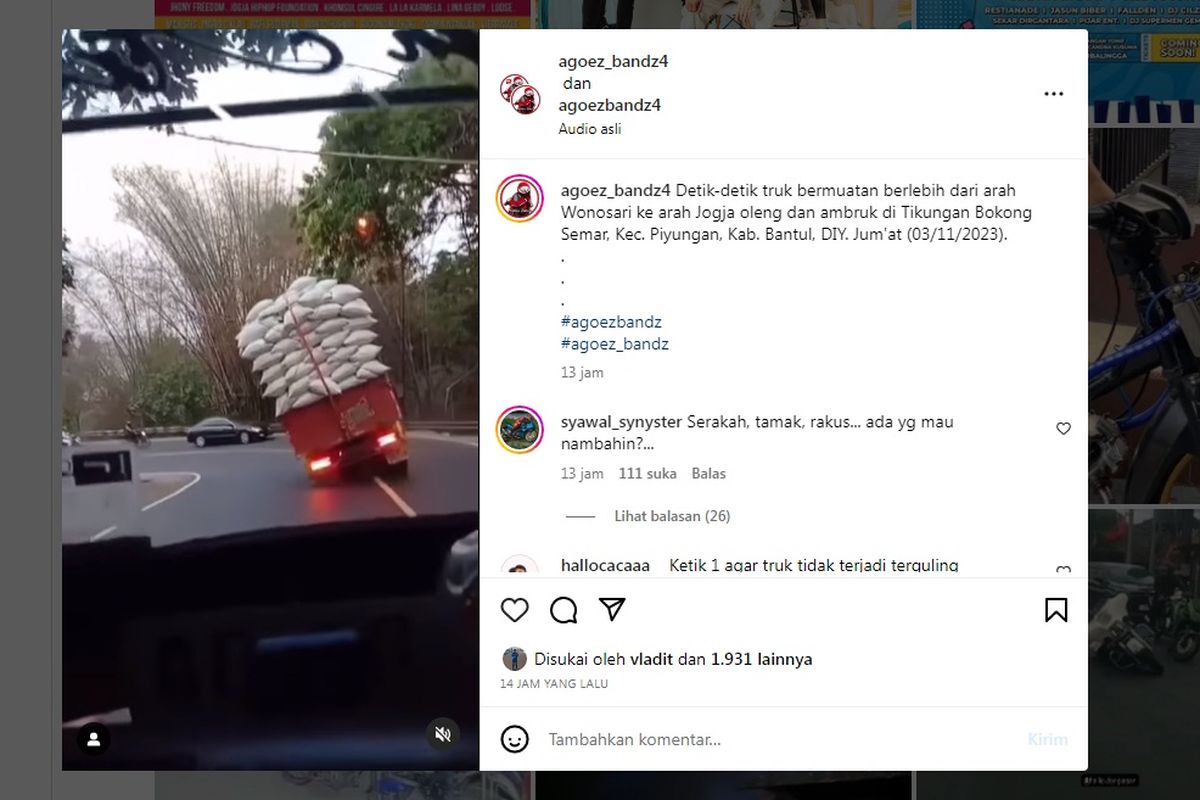Video viral di dunia maya memperlihatkan truk bermuatan berlebih alias ODOL (over Load Over Dimension) ambruk saat akan belok.