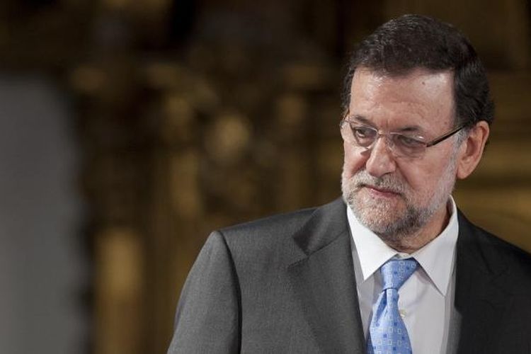 Perdana Menteri Spanyol Mariano Rajoy (kanan).