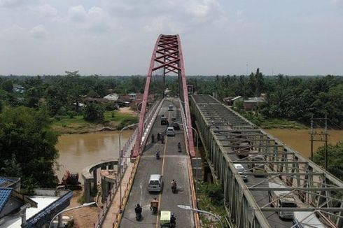Jumat Ini, Jembatan Baja Terpanjang di Tol Trans-Sumatera Diuji Beban 