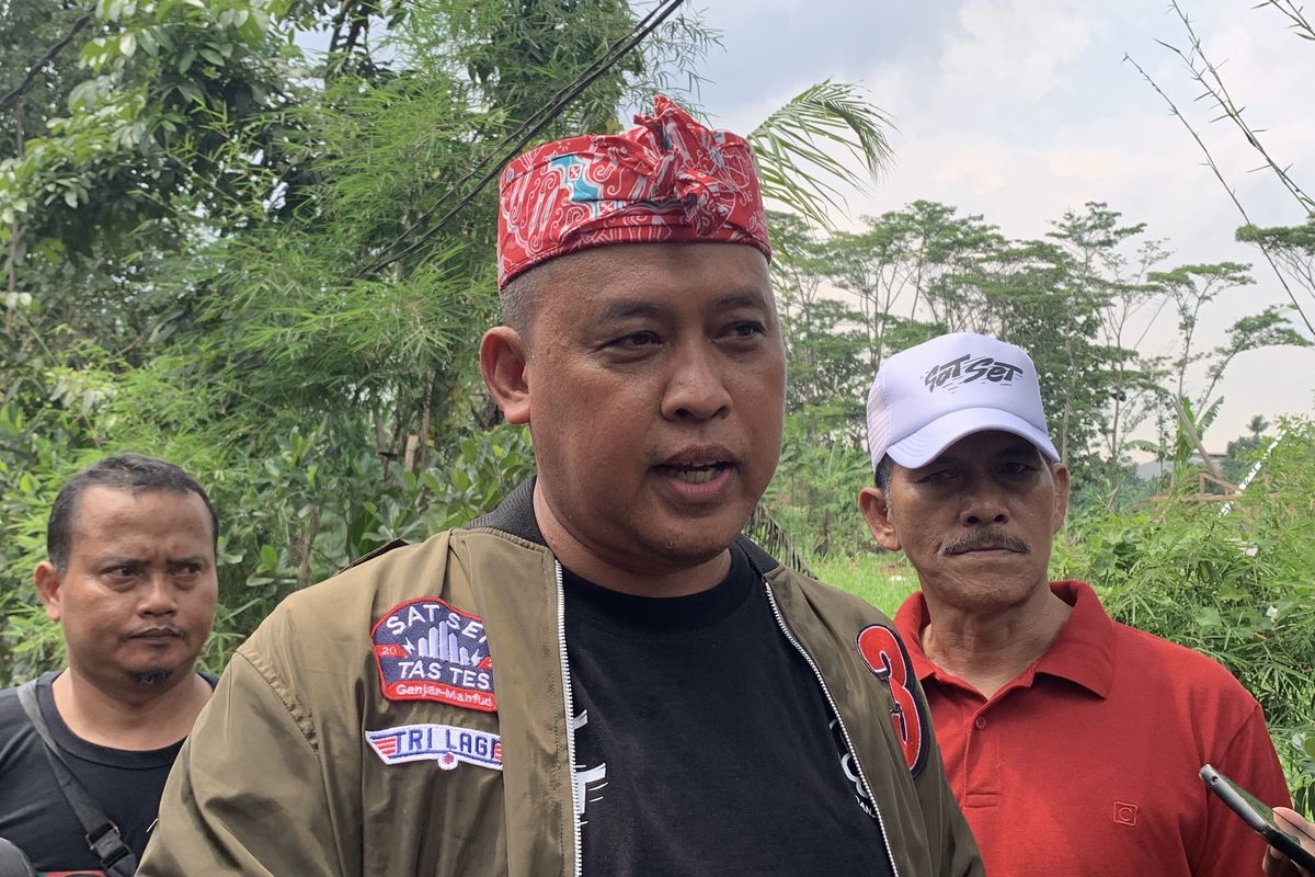 Ketua Tim Pemenangan Daerah (TPD) Ganjar-Mahfud Kota Bekasi, Tri Adhianto terus menggencarkan program yang digaungkan calon presiden nomor urut 3, Ganjar Pranowo jelang hari pencoblosan Pemilu 2024.