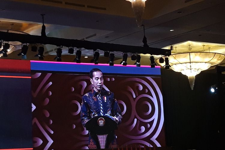 Presiden Joko Widodo di Pertemuan Tahunan Industri Jasa Keuangan 2020 di Jakarta, Kamis (16/1/2020).