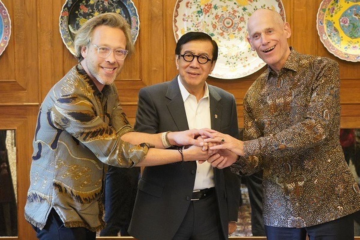 Menteri Hukum dan Hak Asasi Manusia (Menkumham) Yasonna H Laoly mengadakan working lunch Direktur International Department Reclasseering Nederland Jochum Wilderman.

