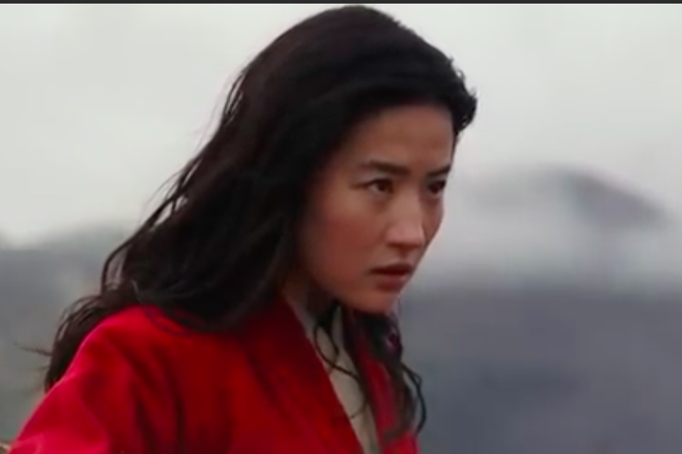 Aksi Liu Yifei sebagai Mulan dalam trailer film Mulan yang baru saja dirilis