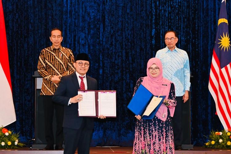 Indonesia dan Malaysia secara resmi menjalin kerja sama pengakuan sertifikat halal dengan penandatanganan MoC yang digelar di kediaman resmi PM Malaysia, di Seri Perdana, Putrajaya, Malaysia, Kamis (08/06/2023).