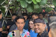 Kampanye di Bekasi, Gibran Dikerubungi Warga yang Ingin Minta Foto dan Jabat Tangan