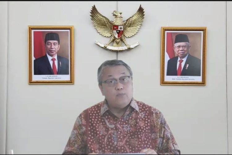 Gubernur Bank Indonesia (BI) Perry Warjiyo saat konferensi pers hasil Rapat Dewan Gubernur (RDG) BI November 2022 , Kamis (17/11/2022). BI kembali menaikkan suku bunga acuan. 
