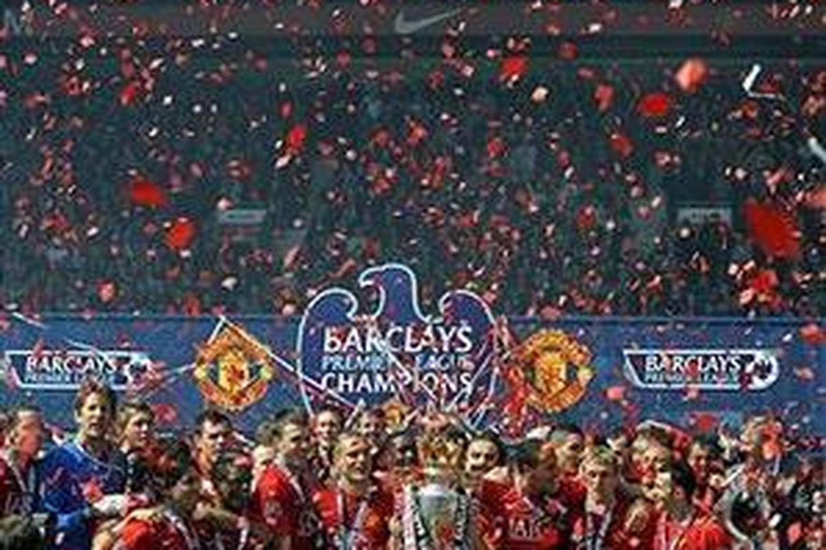 Manchester United mendapat hadiah besar berkat prestasi juara Premier League.