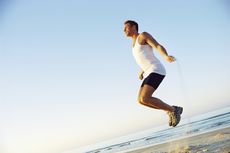 Benarkah Lompat Tali Bisa Bikin Badan Tambah Tinggi?