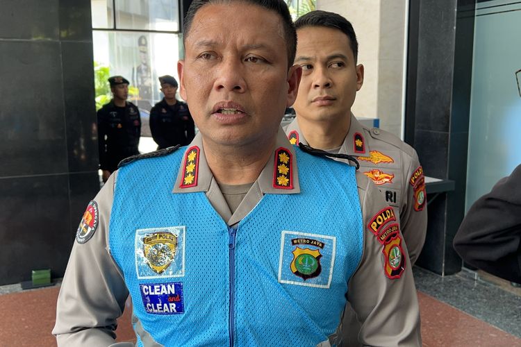 Polisi Minta Laporan Dugaan Makar terhadap Saiful Mujani Tak Ditarik ke Isu SARA