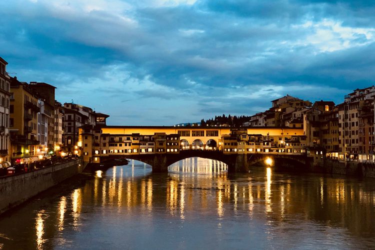 Ilustrasi Ponte Vecchio di Florence, Italia.