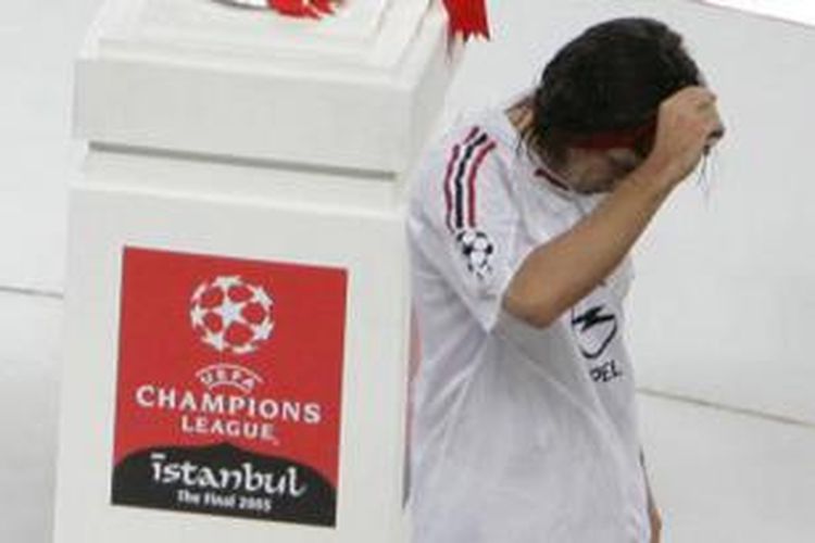 Andrea Pirlo nyaris memutuskan pensiun saat AC Milan kalah dari Liverpool di final Liga Champions 2005. 
