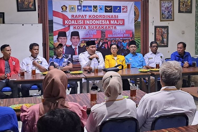 Koalisi Indonesia Maju (KIM) Kota Solo, Jawa Tengah (Jateng), melakukan rapat koordinasi pemenangan Prabowo Subianto dan Gibran Rakabuming di Pemilihan Presiden (Pilpres) 2204