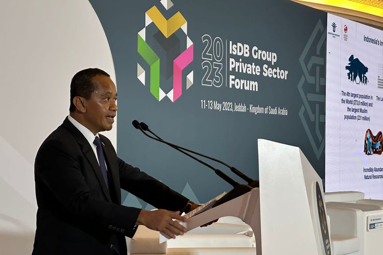 Menteri Investasi Bahlil Lahadalia menjadi pembicara kunci dalam Annual Meetings Islamic Development Bank Group (IsDB) di Jeddah,  Jumat (12/5/2023).