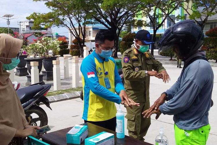 Posko kesehatan yang ada di kota Ranai, tepatnya di pantai Piawang. 