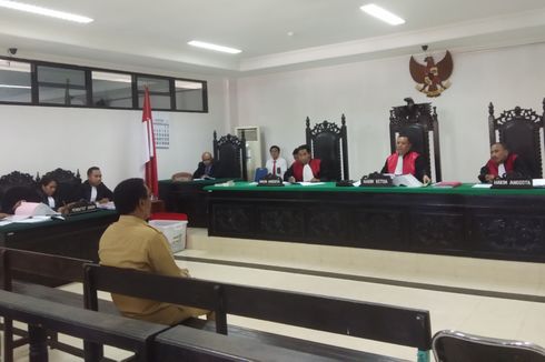 Mantan Gubernur NTT Frans Lebu Raya Dihadirkan di Sidang Kasus Korupsi NTT Fair