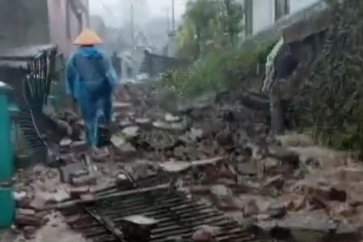 Kesibukan Siang Pasuruan Berubah Jadi Mencekam