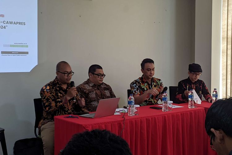 Media Survei Nasional (Median) merilis survei dengan tema Meneropong Capres-Cawapres Alternatif 2024 di Hotel Cikini, Jakarta Pusat, Selasa (28/2/2023).