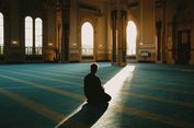 Khutbah Jumat 24 Juli 2026: Benarkah Penderitaan Membuat Kita Lebih Dekat dengan Allah SWT?