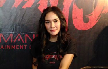 Aktris Masayu Anastasia ditemui usai konferensi pers film horor Paku Tanah Jawa, di kawasan Cipete, Jakarta Selatan, Jumat (2/6/2023).