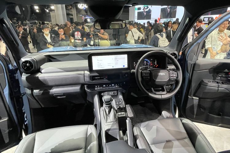 Interior Toyota Land Cruiser FJ unjuk gigi di Japan Mobility Show 2025