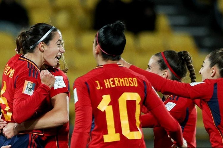 Selebrasi gol. Aitana Bonmati dalam laga Grup C Piala Dunia Wanita 2023 antara Spanyol vs Kosta Rika di Sky Stadium, Wellington, Selandia Baru, 21 Juli 2023. (Photo by Marty MELVILLE / AFP)