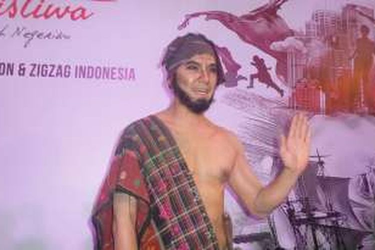 Rio Dewanto setelah menjalani pementasan teater berjudul Khatulistiwa di Teater Jakarta, Taman Ismail Marzuki (TIM), Cikini, Jakarta Pusat, Jumat (18/11/2016).
