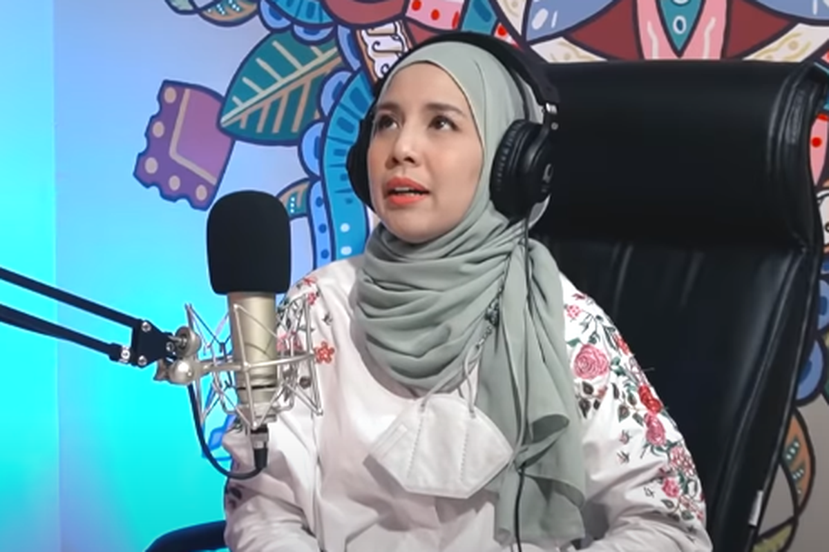 Tya Ariestya beberkan caranya mendidik anak.