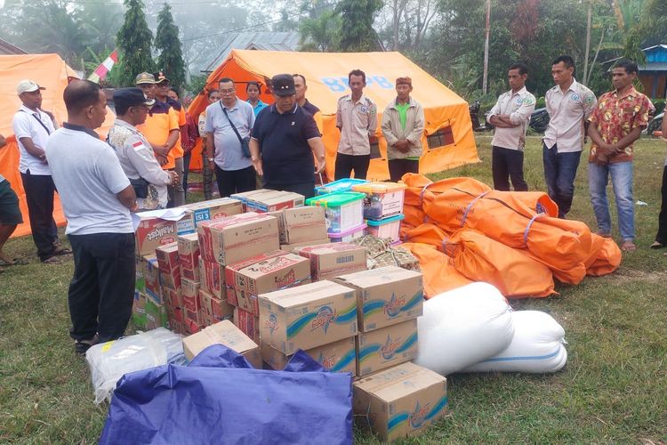 Wabup Manggarai Timur Susuri Daerah Terisolasi, Bawa Bantuan untuk Korban Gempa NTT