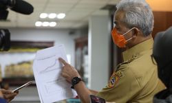 Aksi “Jateng di Rumah Saja” Disebut Efektif, Ganjar Siapkan Skenario Vaksinasi dan PPKM
