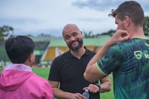 Proyek Sergio van Dijk, Dirikan Akademi Sepak Bola di Indonesia
