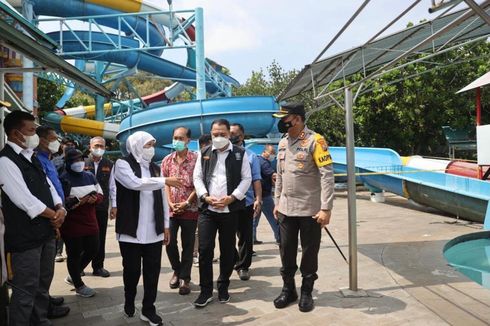 Seluncuran Kenjeran Park Surabaya Ambrol, Khofifah Sentil Semua Kepala Daerah di Jatim