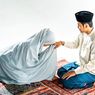 Hukum Berjabat Tangan Setelah Shalat Berjamaah, Adakah Tuntunannya?