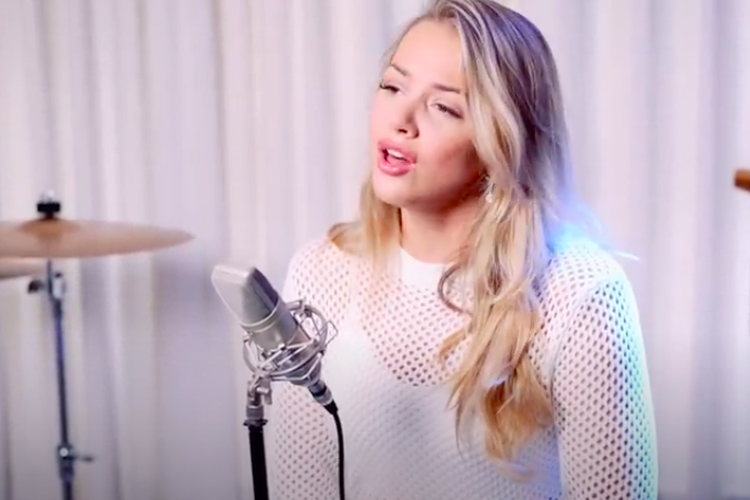 YouTuber asal Belanda, Emma Heesters meng-cover lagu Lathi milik Weird Genius