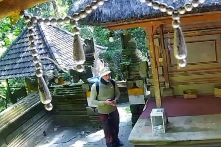 Viral WNA Diduga Curi Uang Donasi Rp 1,8 Juta di Pura Goa Gajah Bali, Polisi Buru Pelaku