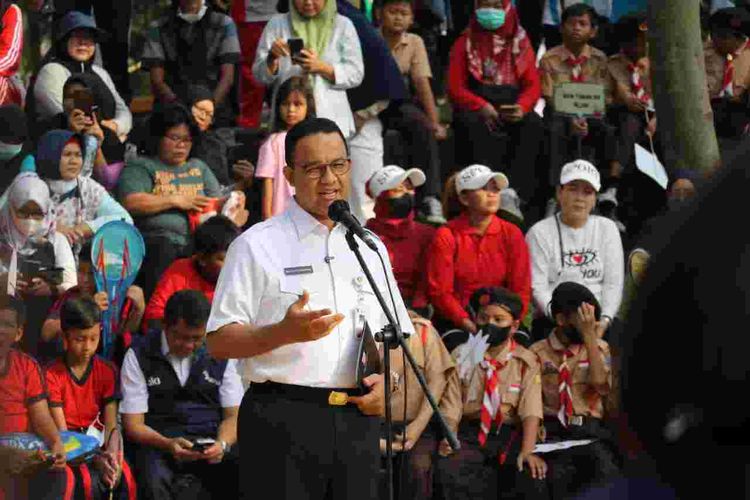 Gubernur DKI Jakarta Anies Baswedan mengeklaim bahwa sebagian besar warga Jakarta bisa mengakses taman dalam jarak 800 meter. Itu diungkapkan Anies saat meresmikan 100 Taman Maju Bersama (TMB) di Taman Maju Bersama Delonix, Kelurahan Pekayon, Kecamatan Pasar Rebo, Jakarta Timur, Rabu (12/10/2022).