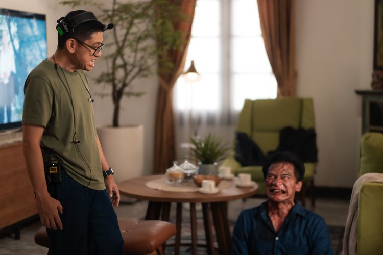 Kimo Stamboel Garap Abadi Nan Jaya, Film Zombie yang Dibintangi Eva Celia