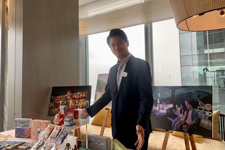 Managing Director Ngong Ping 360, James Tung, dalam konferensi pers di Jakarta, Rabu (21/1/2026).